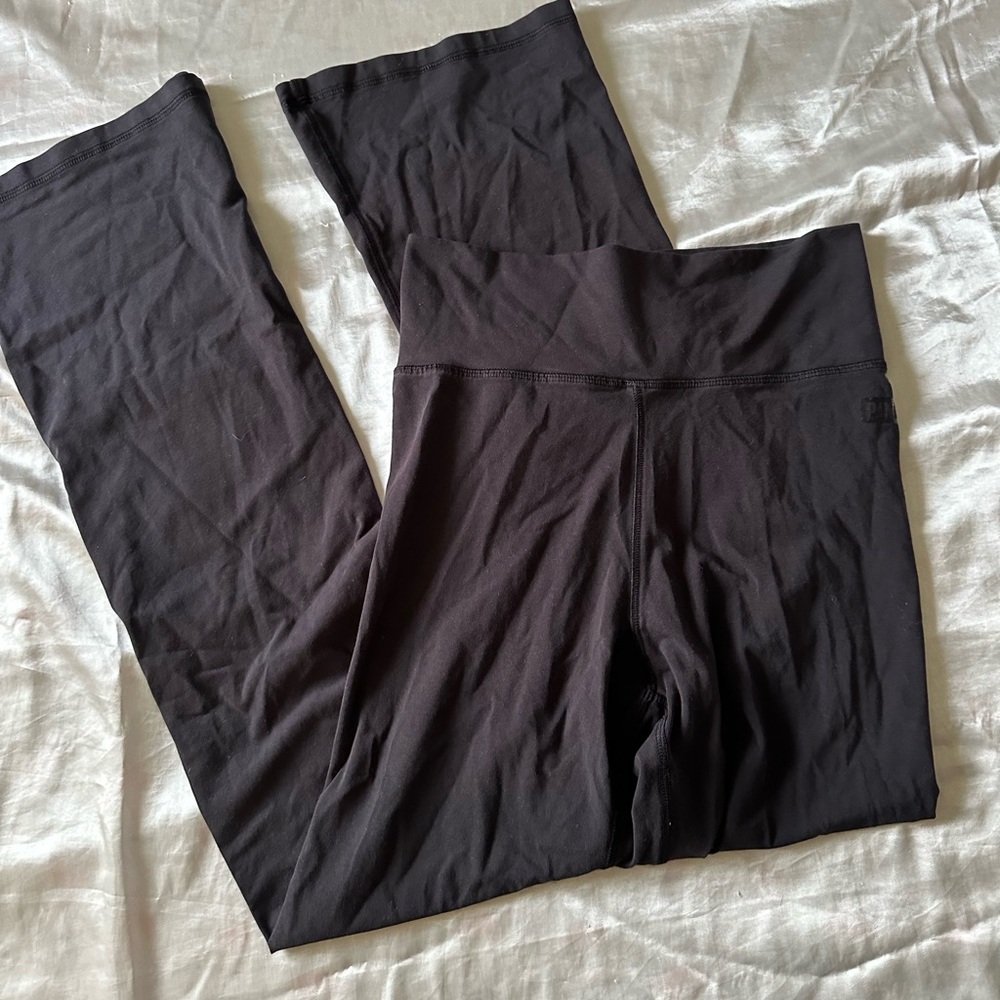 PINK Black yoga legging